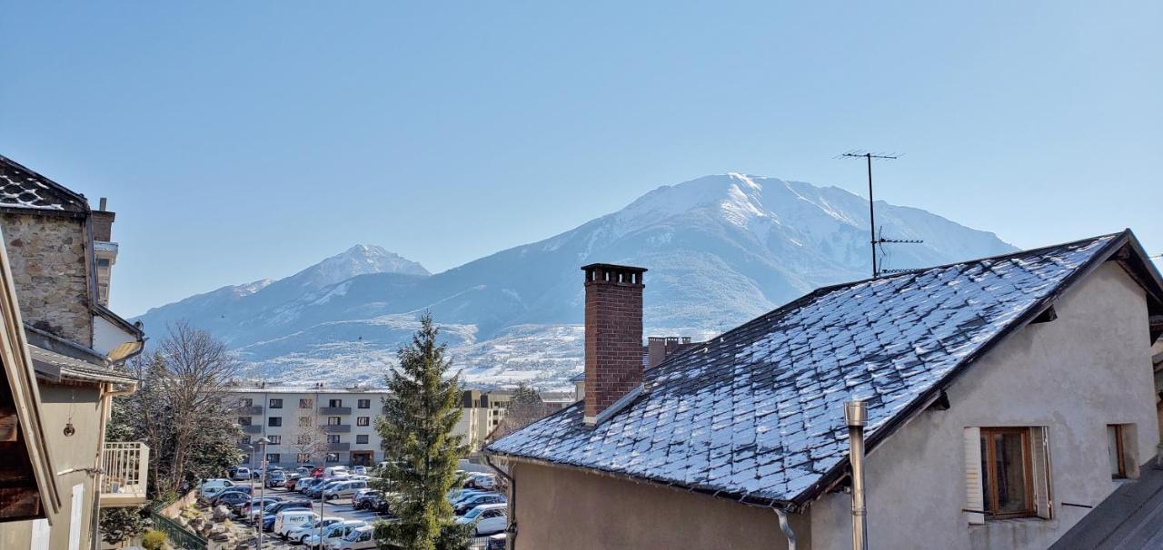 L'Hivernet, Grand Triplex Neuf Au Coeur D'Embrun Acces Facile 외부 사진